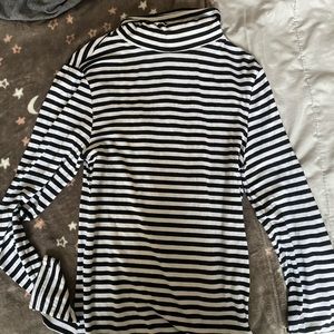 Striped turtle neck